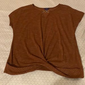 Apt 9 Brown Ribbed Top with metal rings by neckline. Size L